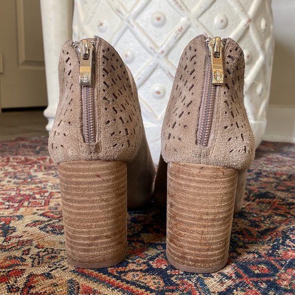 Antonio Melani Suede Booties - Picture 4 of 6